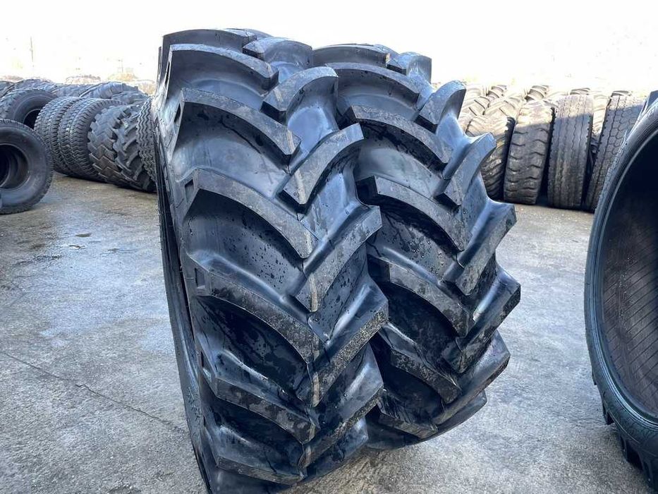 16.9-28 Anvelope agricole de tractor spate cu 10pliuri Livrare