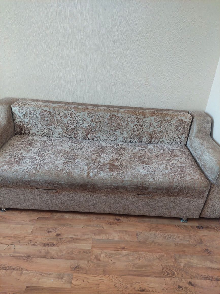 Продам диван раскладной
