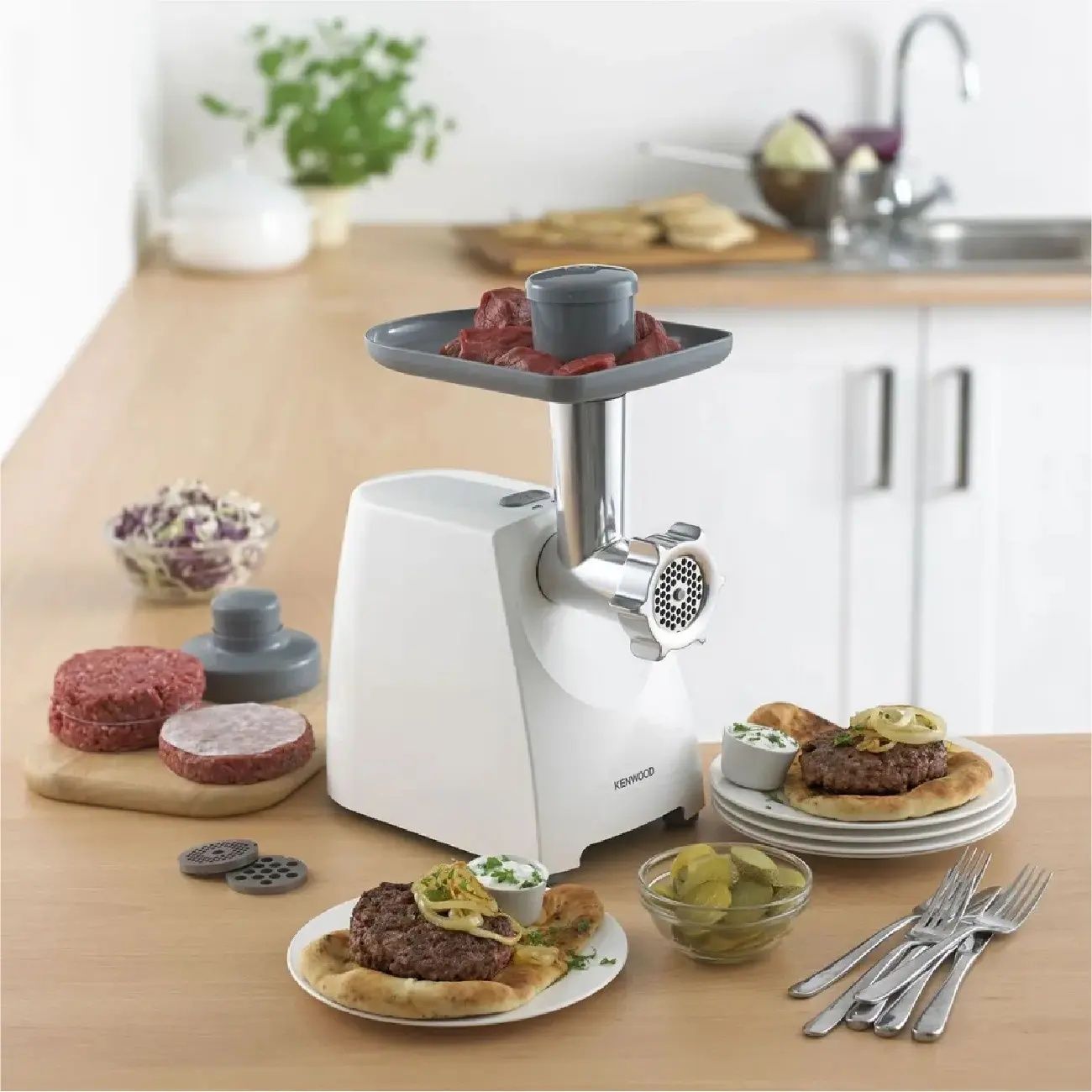 Мясорубка Kenwood MG 360