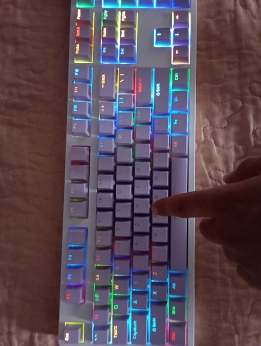 механична клавиатура custom build tactile switch