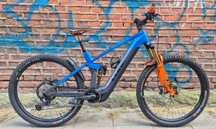 Електрически карбонов велосипед E Bike CUBE STEREO 140 АCTION TEAM