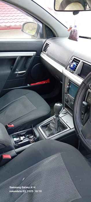 Vectra C 1.9 120hp 2008 volan dreapta