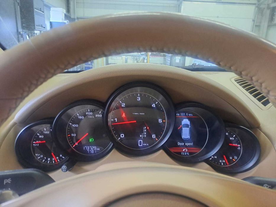 Porsche Cayenne 3.0 TDi 2011