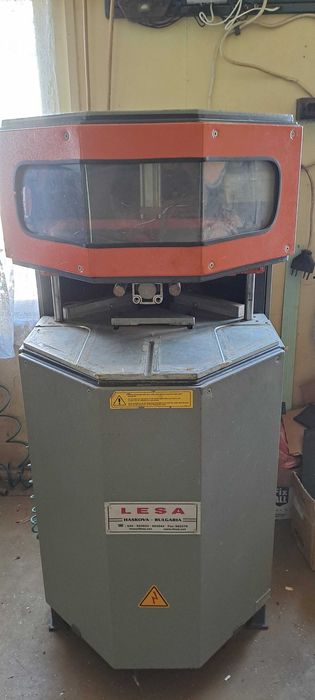Машини за изработка на PVC дограма