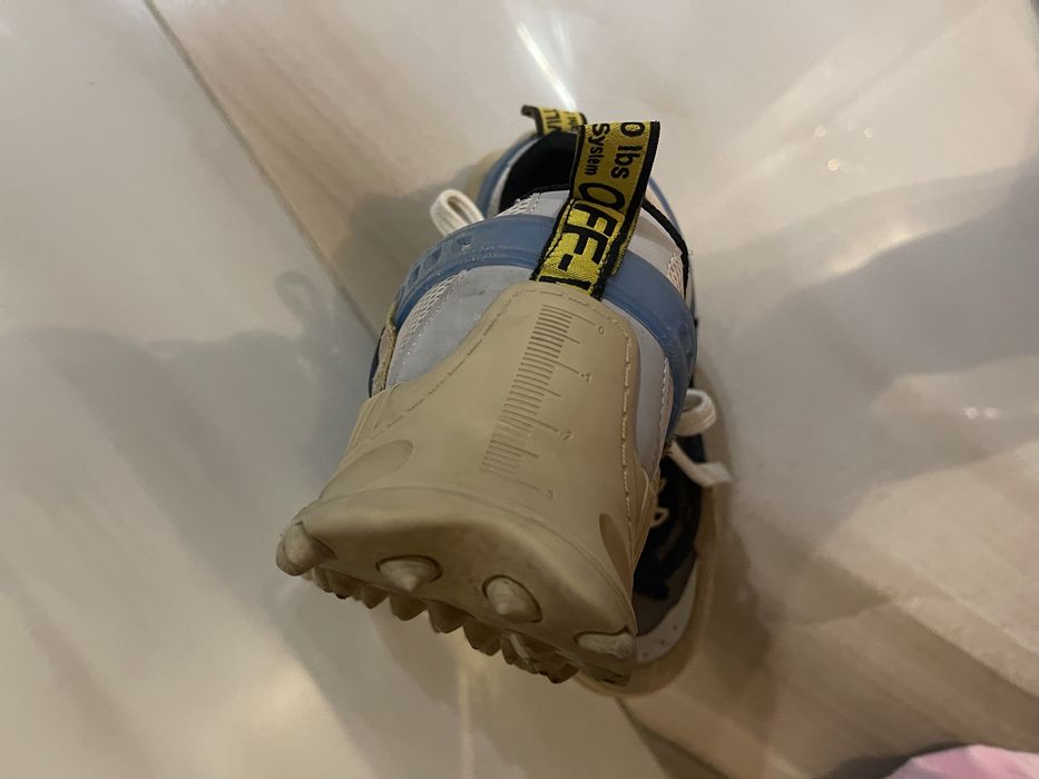 Дамски обувки off white