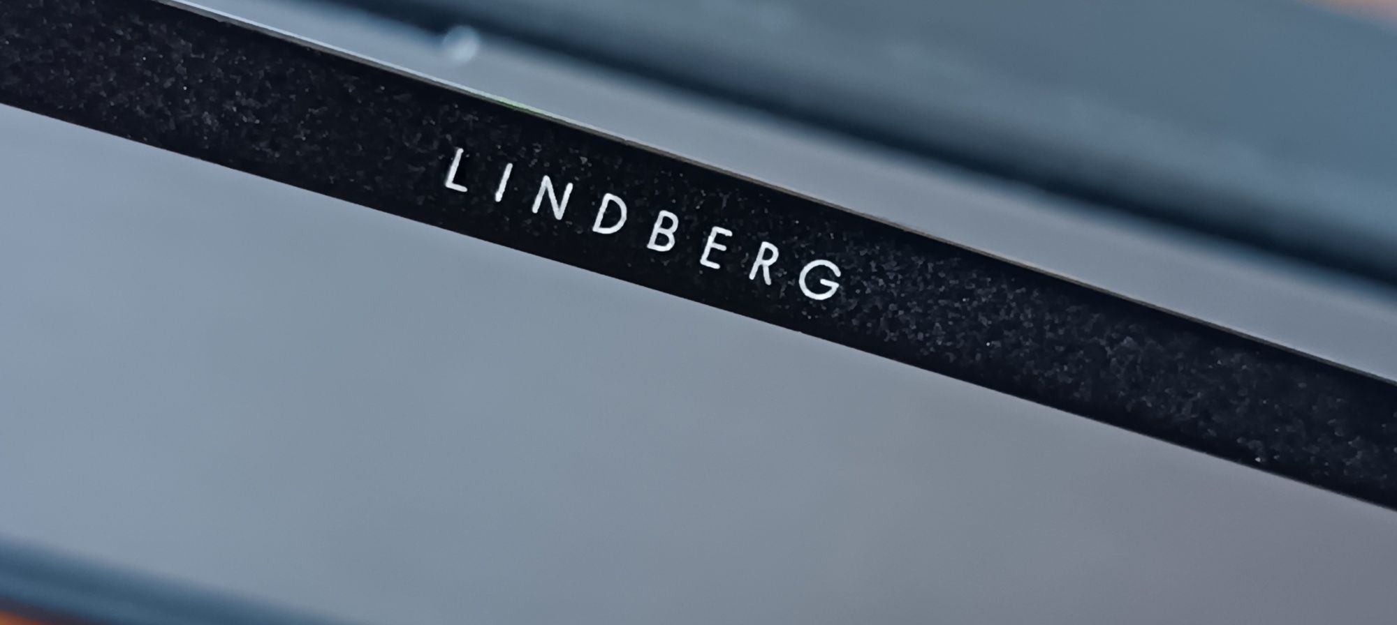 LINDBERG 9753 - Titanium