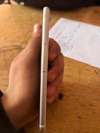 iPhone SE 2022 white