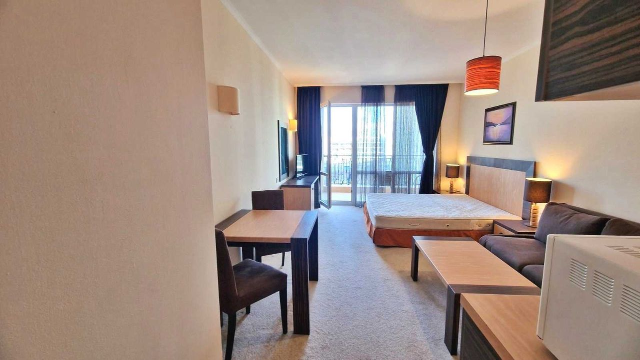 Продава се Едностаен апартамент в к.к. Слънчев бряг - 51 кв.м за 942 €/кв.м - Снимка #5