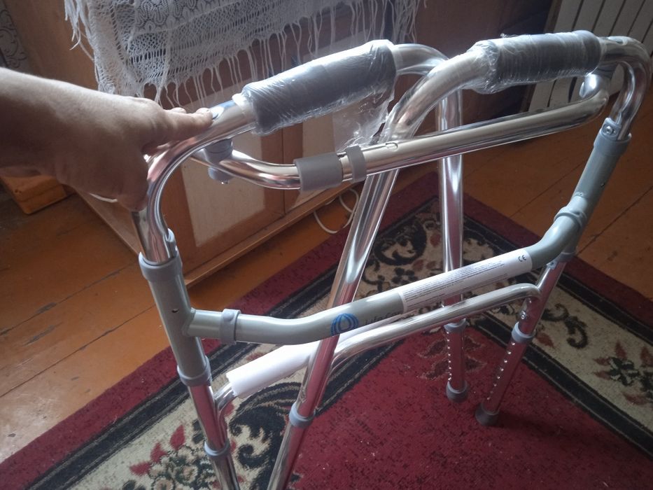 Продам ходунки.для пожилых .