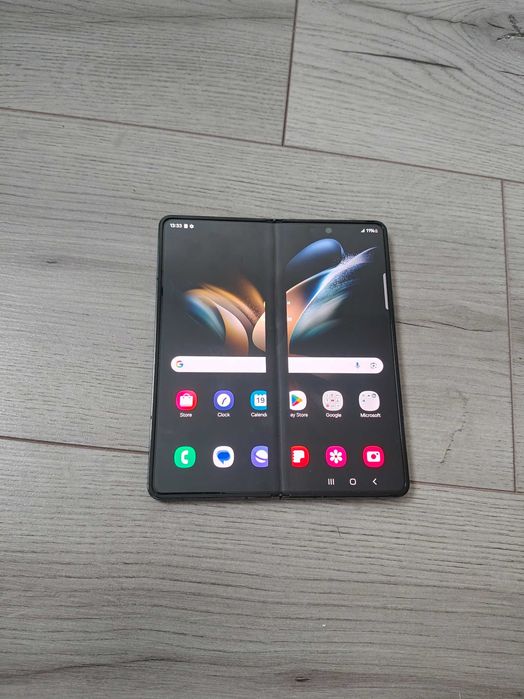 Samsung Galaxy Z Fold 4 pentru piese