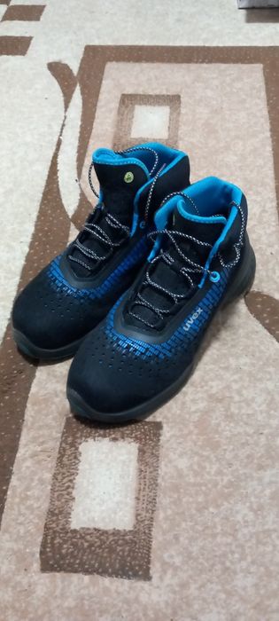 Bocanci protectie Uvex