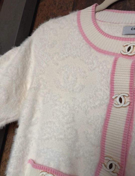 Pulover Chanel damă