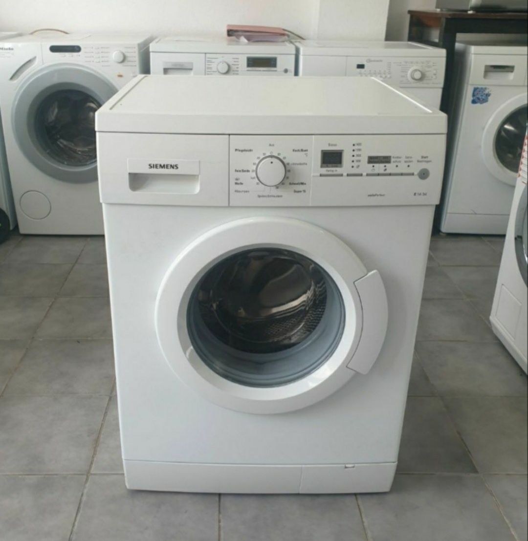 Masina de spălat rufe Siemens  / wms 51442