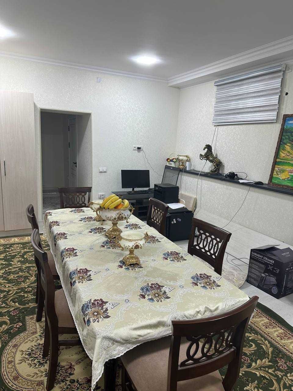 Продается квартира в массиве Хадра (80 + 170 кв.м.).