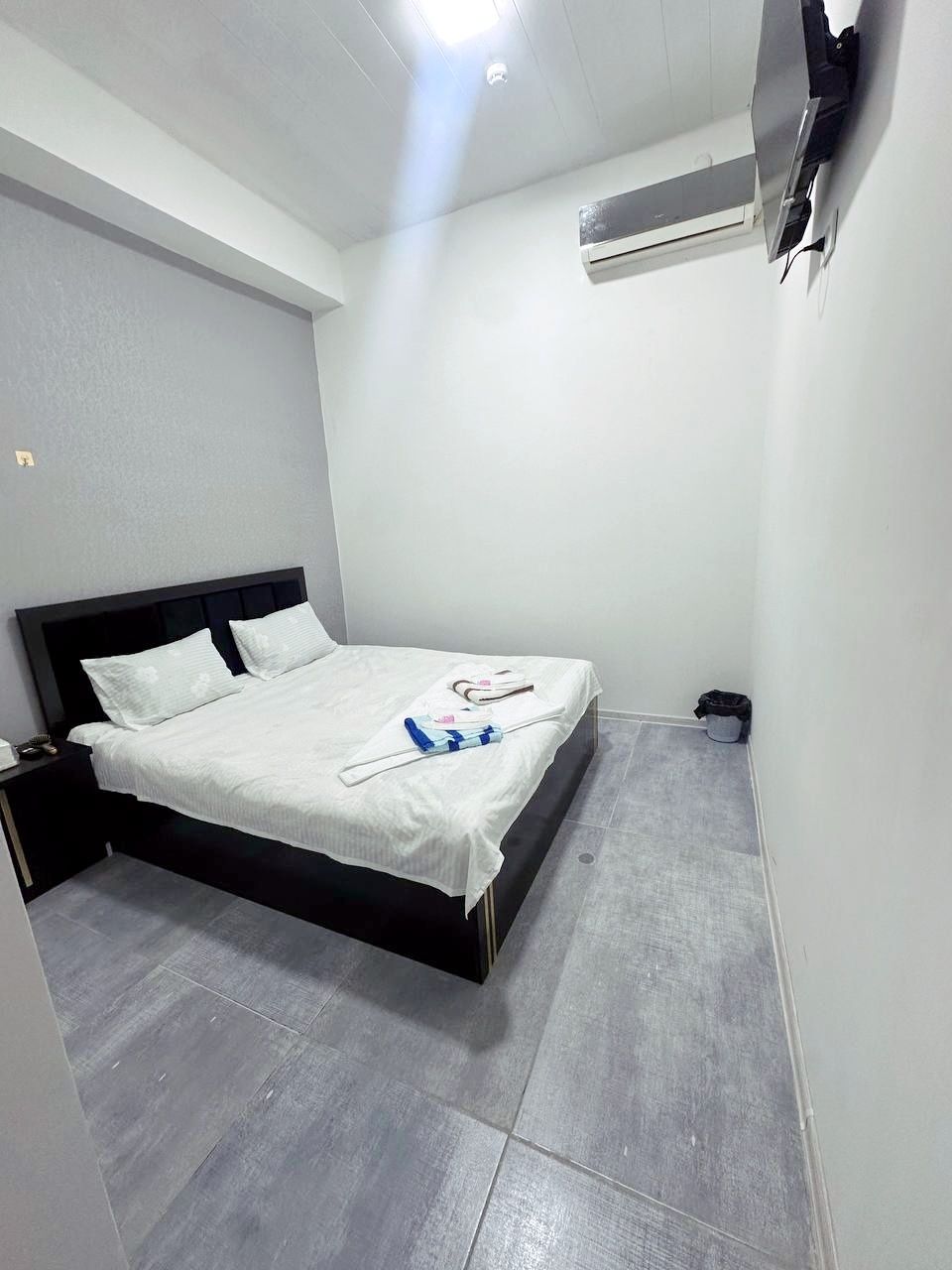 Bez  zakis  hotel