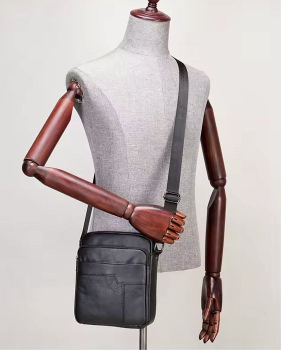 Мъжка бутикова кожена чантичка /Черна естествена кожа -10% Промоция!