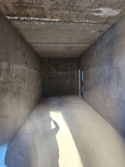 1 хоналик квартира 2-каватдан сотилади.Ор: 5-Мкр, Мелодия кафе оркаси