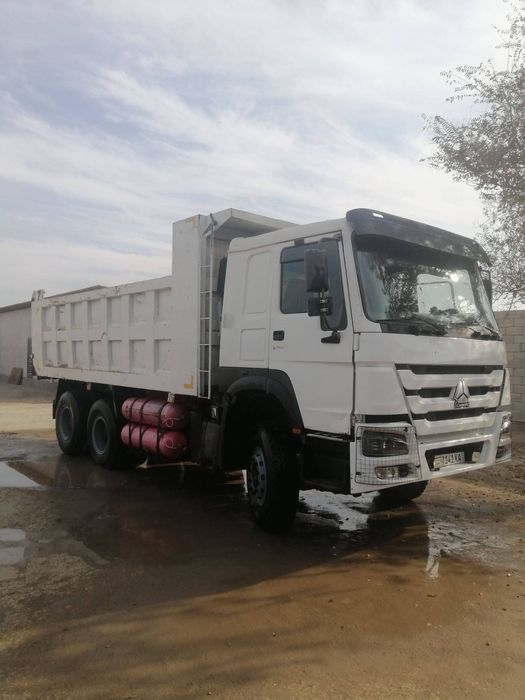 Самосвал Shacman 2013 срочно сотилади