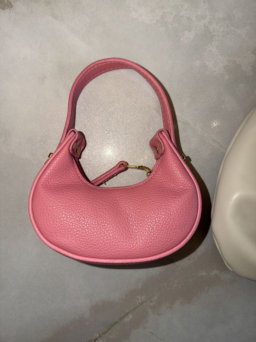 Бяла мини чантичка, розова чантичка