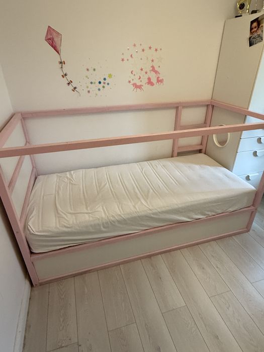 Pat etajat pentru 1 sau 2 copii, vopsit roz