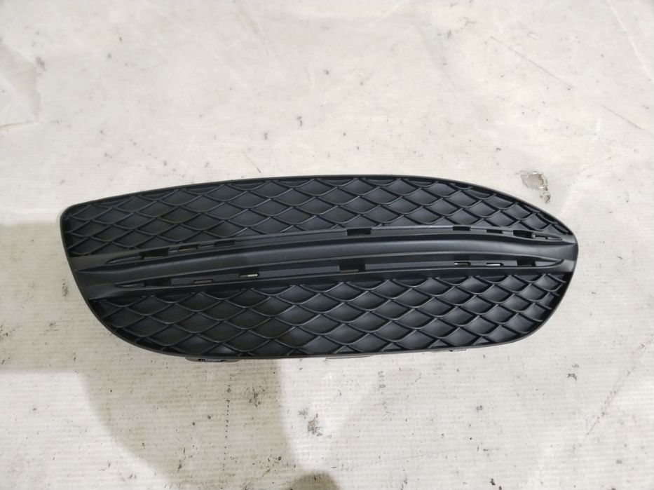 Grila stanga, Mercedes C-Class W205 Avangarde, 2014, 2015, 2016, 2017, 2018.