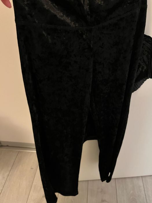 Costum fete catifea pantalon si bluza