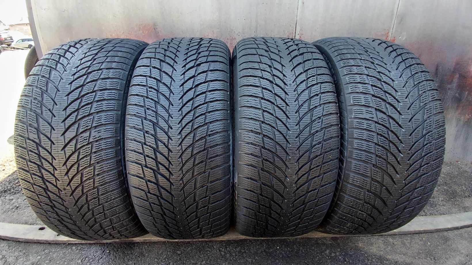 4бр. зимни гуми 245/45/19 Nokian WR Snowproof P
dot22
7/7.2mm
Добро съ