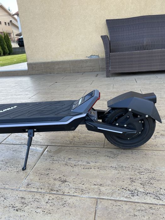 Електрическа тротинетка Punk Rider S