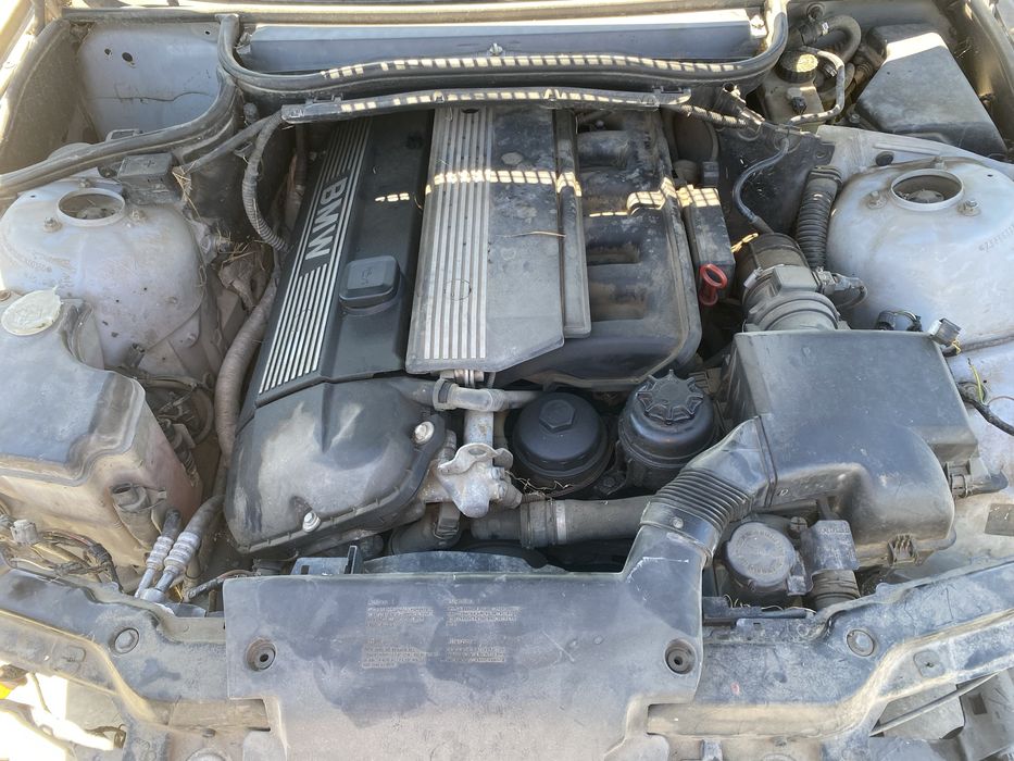 Двигател от Бмв Е46 М52Б20ТУ двоен ванос НА ЧАСТИ !