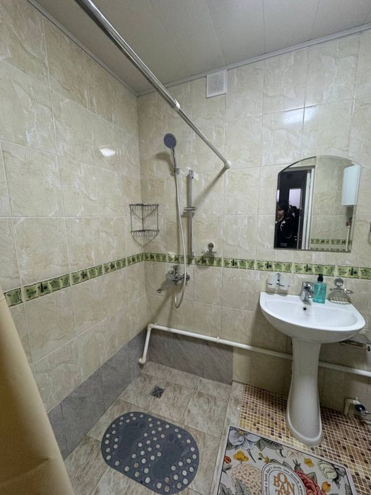 Сдается 3-х комнатная квартира на 1 этаж