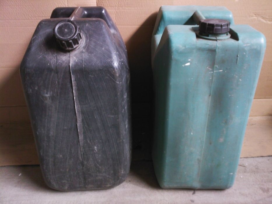 Canistra plastic bidon vin 20 litri, 10 L din plastic gros