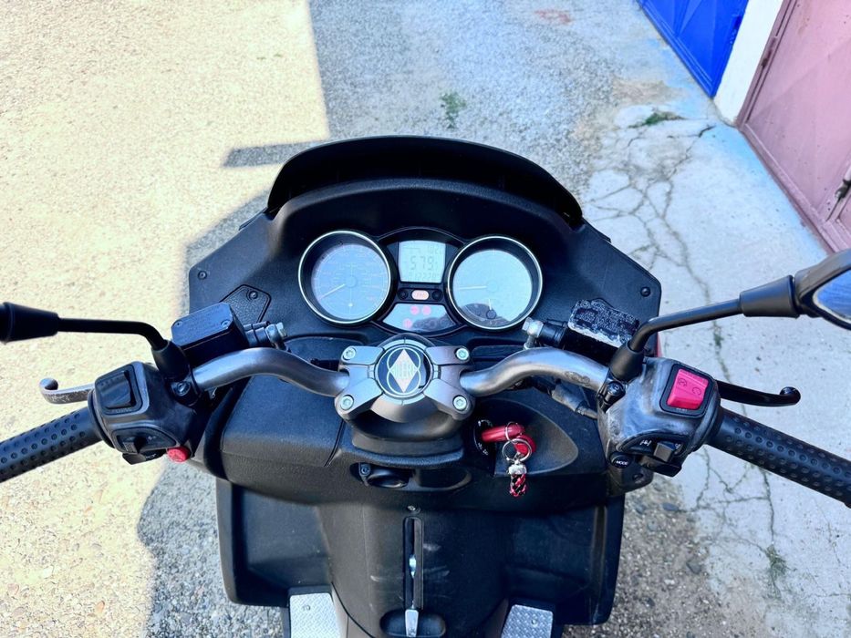 Piaggio mp3 Gilera Fuoco