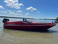 Vand barca cu motor Suzuki