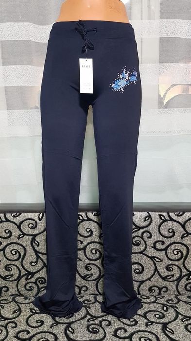 Pantaloni fete noi