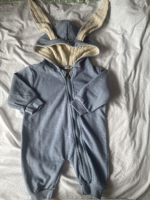 Costum iepuras nou-nascut