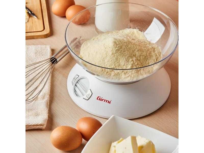 Бяла Кухненска Везна с 1.8L Купа Girmi PS04