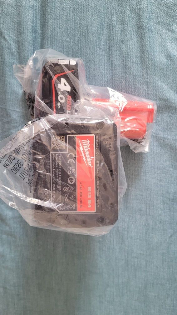 Vand acumulator  și incarcator