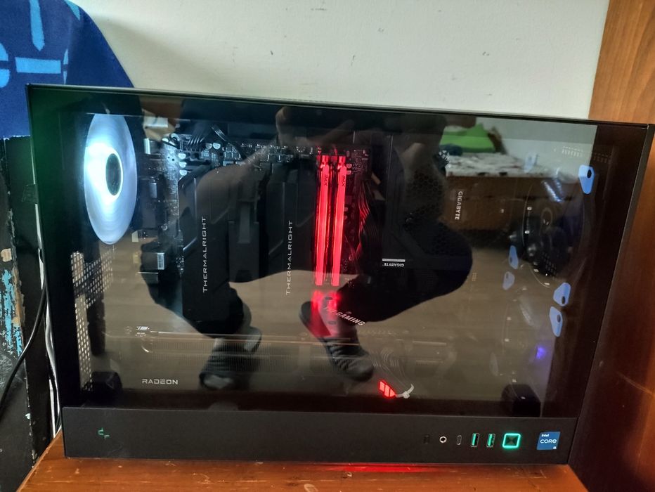 Pc( i5 14600k , 32 gb ram ddr4 , Rx 6800xt , 2 SSD)