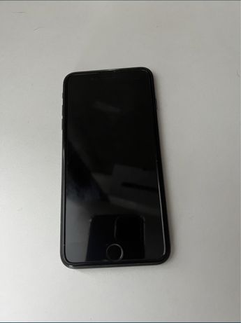 Продам iPhone 7Plus