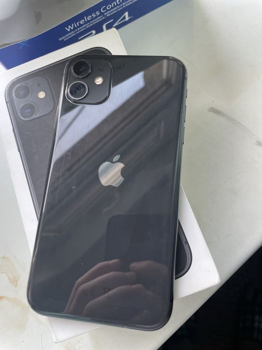 Продам Айфон 11 64гб