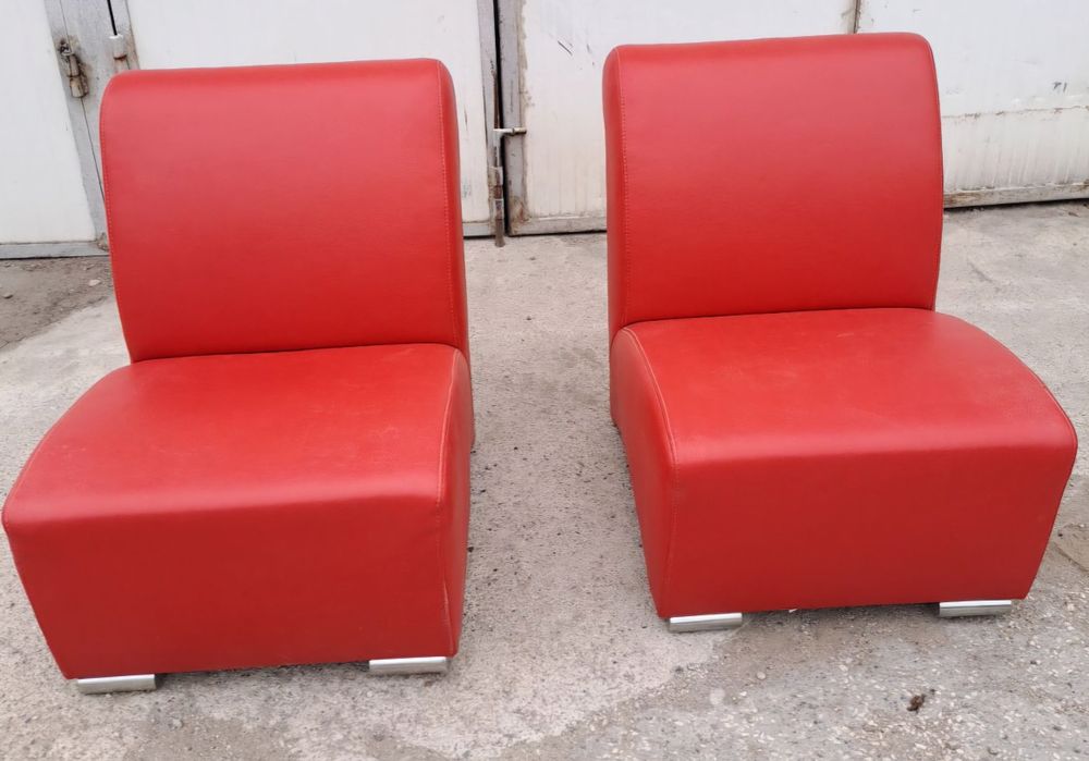 2 бр. Фотьойл, червени