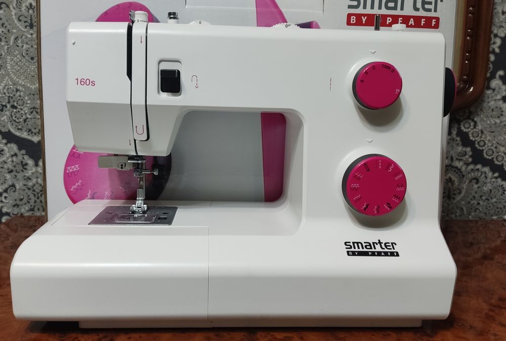 Швейная машинка Pfaff Smart 160S