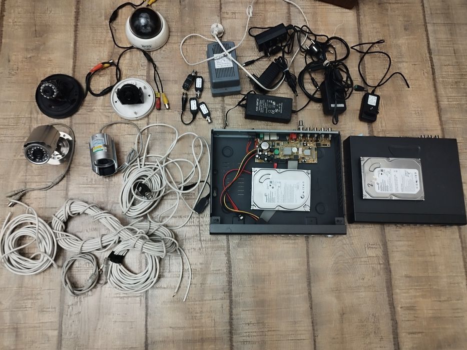 Комплект видеонаблюдения — всё в сборе