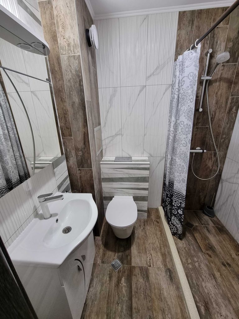 Дава се под наем Двустаен апартамент в Бургас, Сарафово - 68 кв.м за 535.5 € - Снимка #7