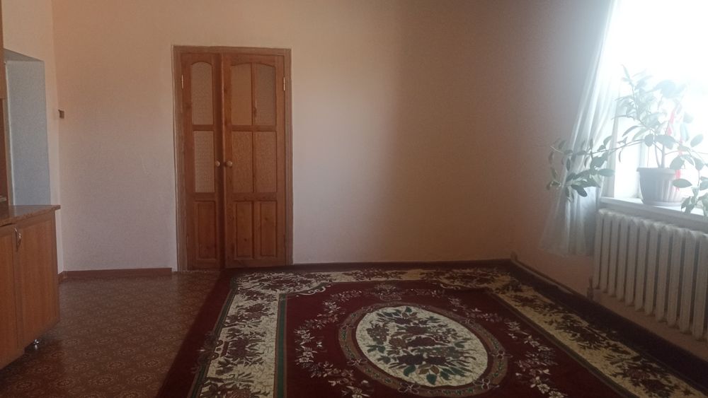 Тез арада үй сатылады