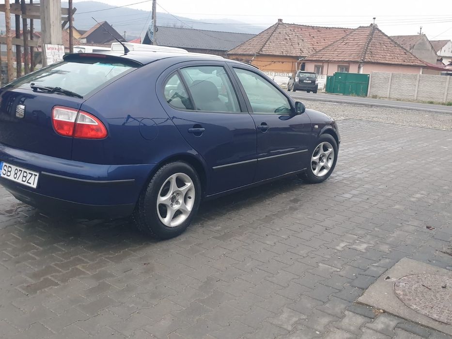 Vând Seat Leon  benzina