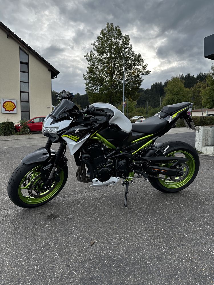 Kawasaki z900 2021 A2