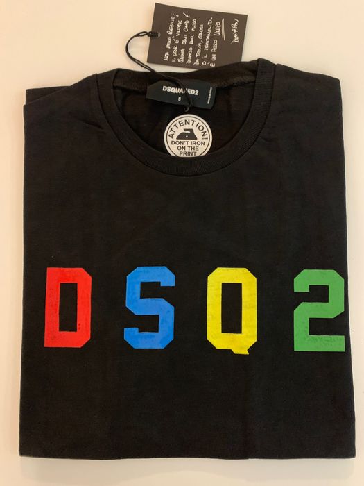 Ново мъжки тениски с етикети Dsquared D2 налични размери