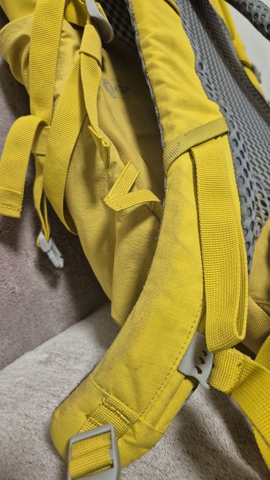 Rucsac de munte Quechua 30L