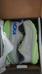 Vând Hoka Clifton 9 , Impecabili